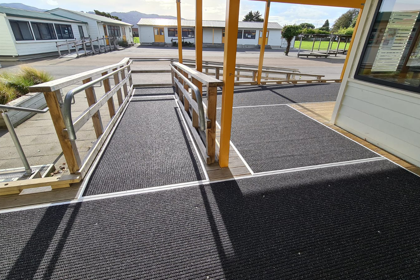 AKO S/Steel Screw & Cup Washer