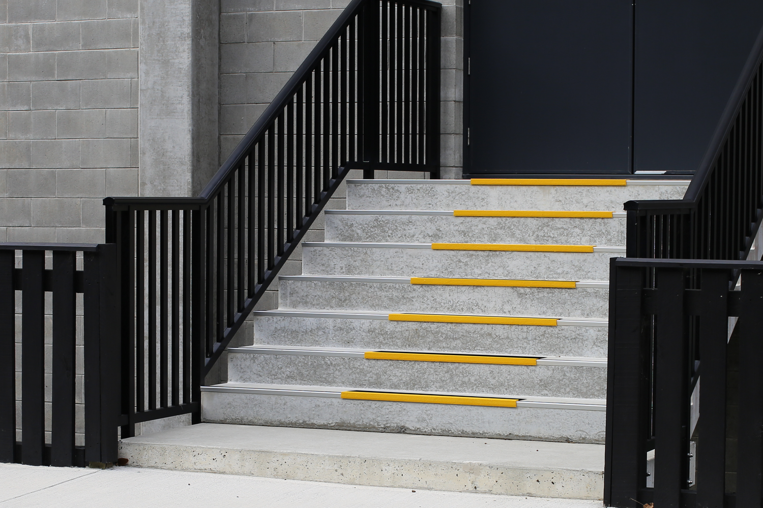 Safety Tapes &amp; Stair Nosing